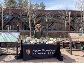Celebrate National Park Week, National Volunteer Week, Earth Day, and National Junior Ranger Day