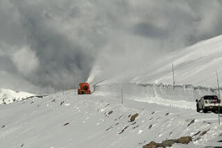 Trail Ridge Road Opening Delayed Due to Hazardous Weather Forecast